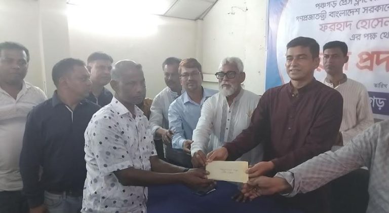 রামিসা হত্যায় দেশকে অস্থিতিশীল করতে ফ্যাসিস্টদের সাথে কতিপয় রাজনৈতিক দল অপ্রচেষ্টা করেছিল-প্রতিমন্ত্রী আজাদ