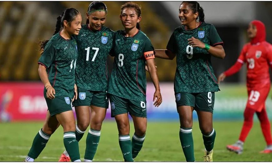 সাফ নারী চ্যাম্পিয়নশিপ: মালদ্বীপকে হারিয়ে সেমিফাইনালে বাংলাদেশ