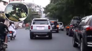 প্রধানমন্ত্রী বেরিয়ে দেখলেন রাস্তায় কুরবানির বর্জ্য, দুই কর্মকর্তা&hellip;