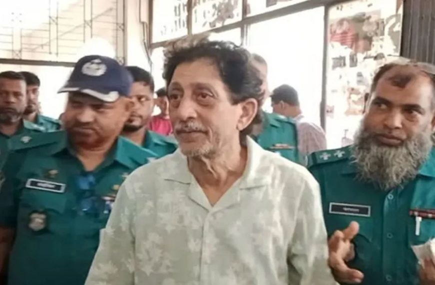 শর্তসাপেক্ষে জামিন পেলেন অধ্যাপক আবুল বারকাত