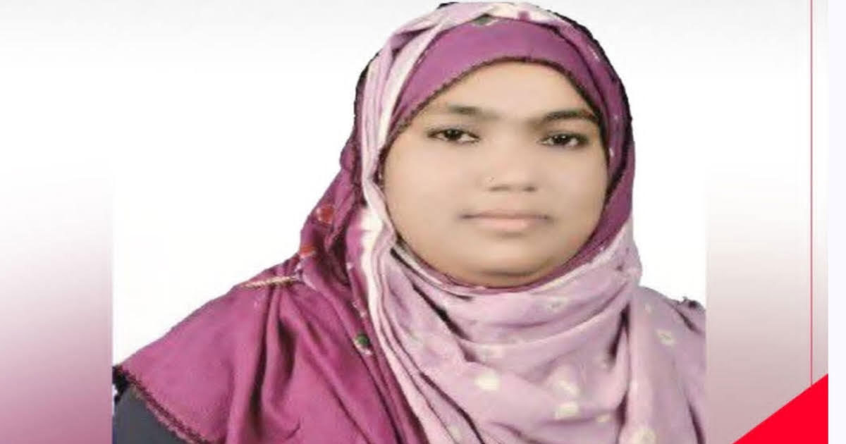 দেবীগঞ্জে সরকারী সেলাই মেশিন দেওয়ার নামে মহিলা নেত্রীর বিরুদ্ধে টাকা দাবির অভিযোগ
