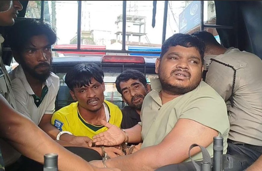 পঞ্চগড়ে হ্যান্ডকাপসহ ৪ আসামি ছিনতাই, হ্যান্ডকাপ সহ আবারও গ্রেফতার