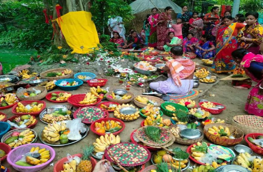 আদমদীঘেিত ষষ্টী পুজা ও জামাই ষষ্টী উৎসব পালন