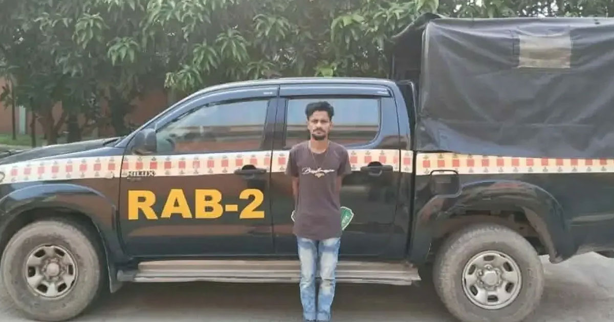 মোহাম্মদপুরে বিদেশি অস্ত্রসহ শীর্ষ ছিনতাইকারী ‘মাউরা সোহেল’ গ্রেপ্তার