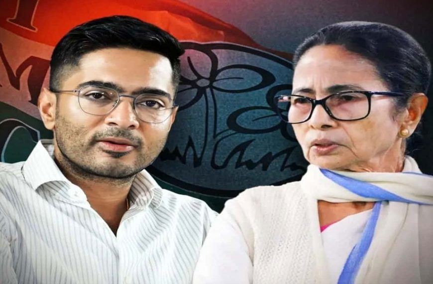 মমতা ও অভিষেককে বাদ দিয়ে তৃণমূলের আলাদা কমিটি বিদ্রোহীদের