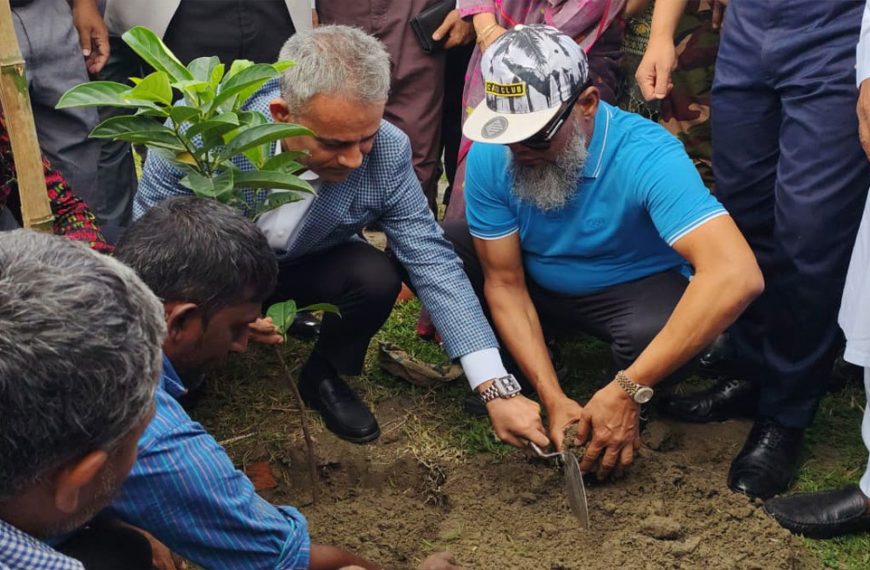 নিষিদ্ধ দলের তৎপরতা চোখে পড়া জাতির জন্য ব্যর্থতা