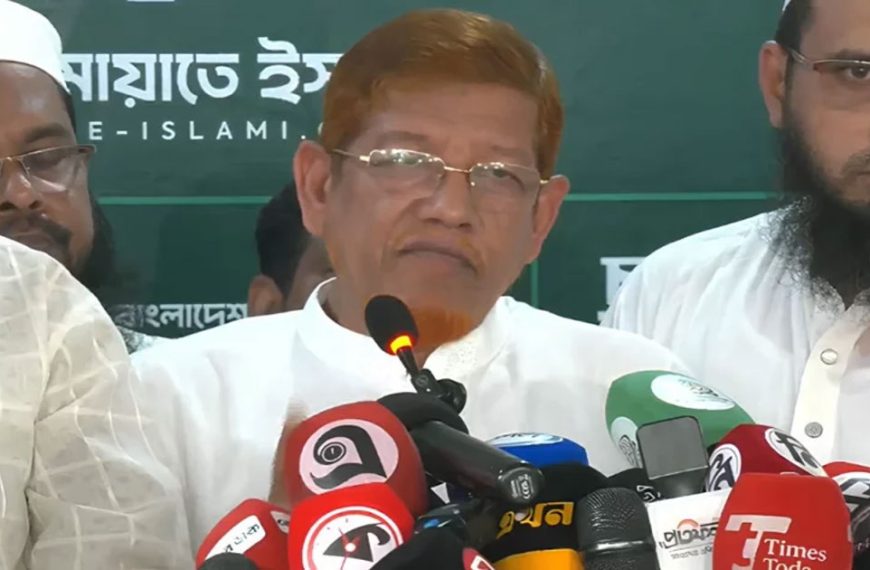 ১ জুলাই থেকে টানা ৩৬ দিনের কর্মসূচি ঘোষণা ১১ দলীয় জোটের