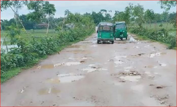 তাহেরপুর টু নলডাঙ্গা সড়ক এখনো মরন ফাঁদ’যেনো দেখার&hellip;