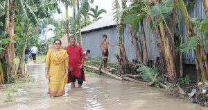 ভাঙনের মুখে কাউনিয়ার চরাঞ্চল, ক্ষতিগ্রস্তদের পাশে ইউএনও পাপিয়া&hellip;