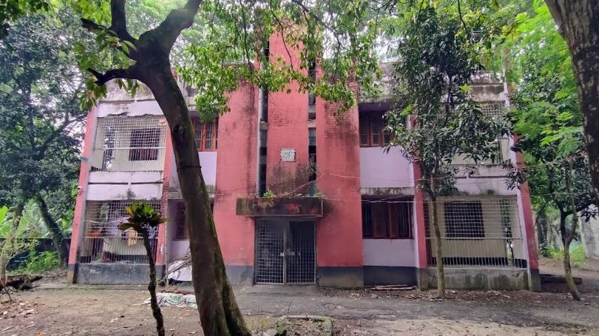 দৃশ্যমান কাজ নিয়ে প্রশ্ন আদমদীঘিতে পাঁচ মাসের ব্যবধানে দুই দফায় একই প্রকল্পে কোটি টাকা বরাদ্দ