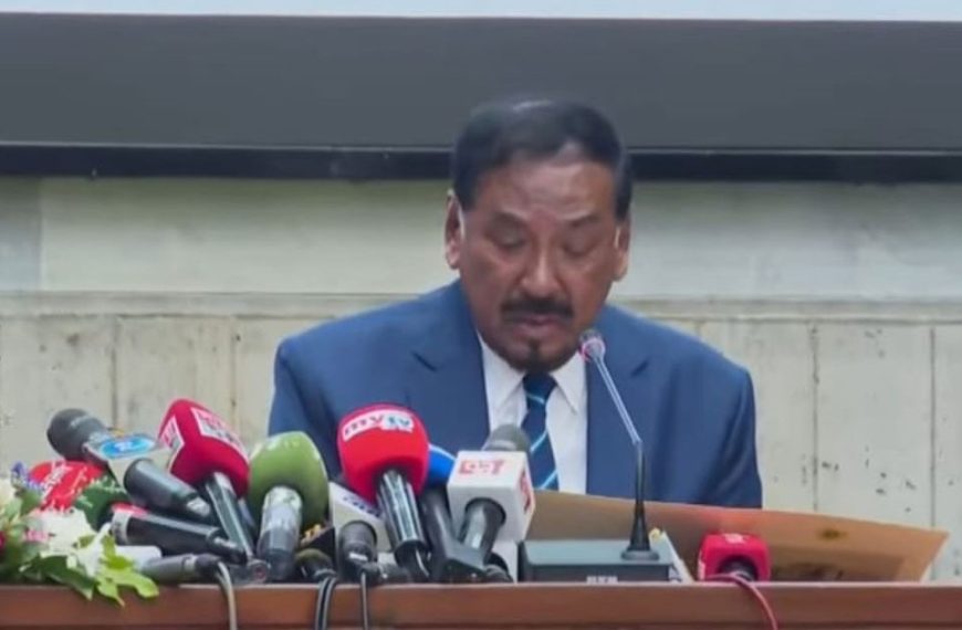 সাহাবুদ্দিনের পদত্যাগপত্র গ্রহণ, ভারপ্রাপ্ত রাষ্ট্রপতির দায়িত্ব নিলেন স্পিকার