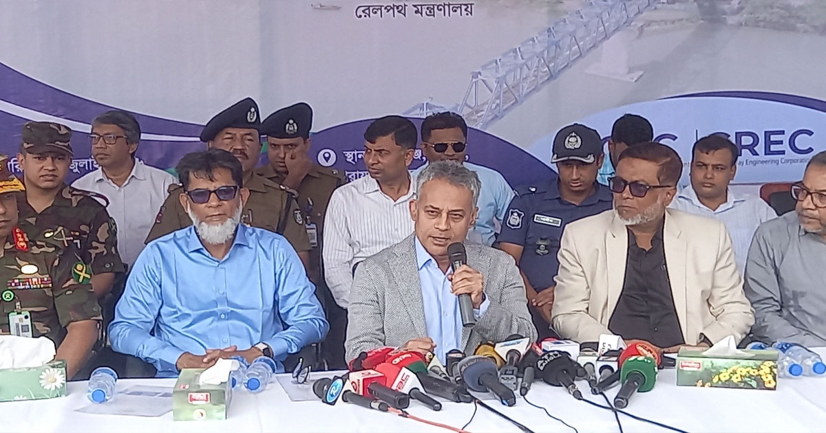 পদ্মা সেতুর নিচে মাটি অপসারণ প্রকল্পের প্রয়োজনেই করা হয়েছে: সেতুমন্ত্রী