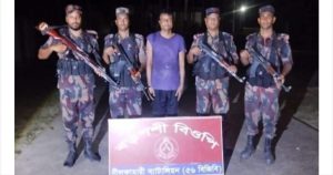 পঞ্চগড় সীমান্তে ভারতে অনুপ্রবেশের সময় একজন আটক