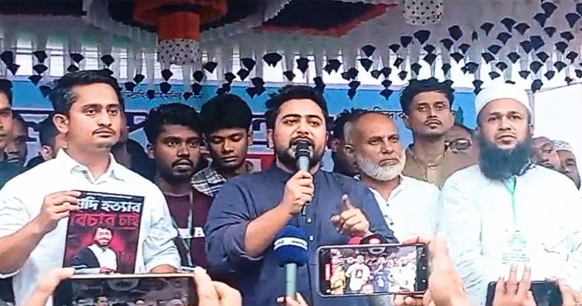 লুটপাটের পথ প্রশস্ত করার জন্য ছাত্রজনতা রক্ত দেয়নি : নাহিদ ইসলাম