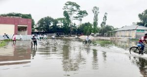 সামান্য বৃষ্টিতেই হাঁটুপানি, চরম দুর্ভোগে কাউনিয়ার নাজিরদহ একতা&hellip;