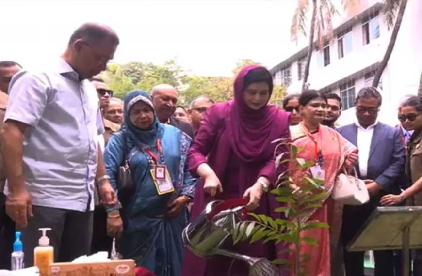 ঢামেকের ৮১তম প্রতিষ্ঠাবার্ষিকীতে প্রধানমন্ত্রীর অংশগ্রহণ, বৃক্ষরোপণ কর্মসূচির উদ্বোধন