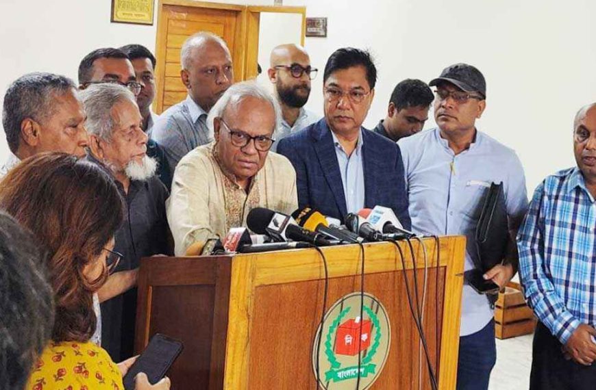 স্থানীয় নির্বাচন কে করবে না করবে…