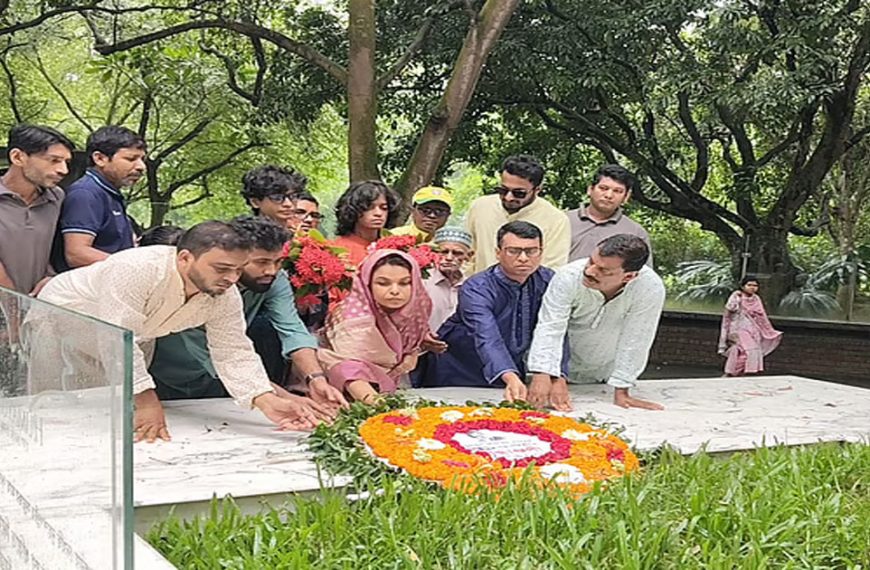 হুমায়ূন আহমেদের মৃত্যুবার্ষিকীতে সরকার ও রাষ্ট্রের কাছে কোনো চাওয়ার নেই: শাওন
