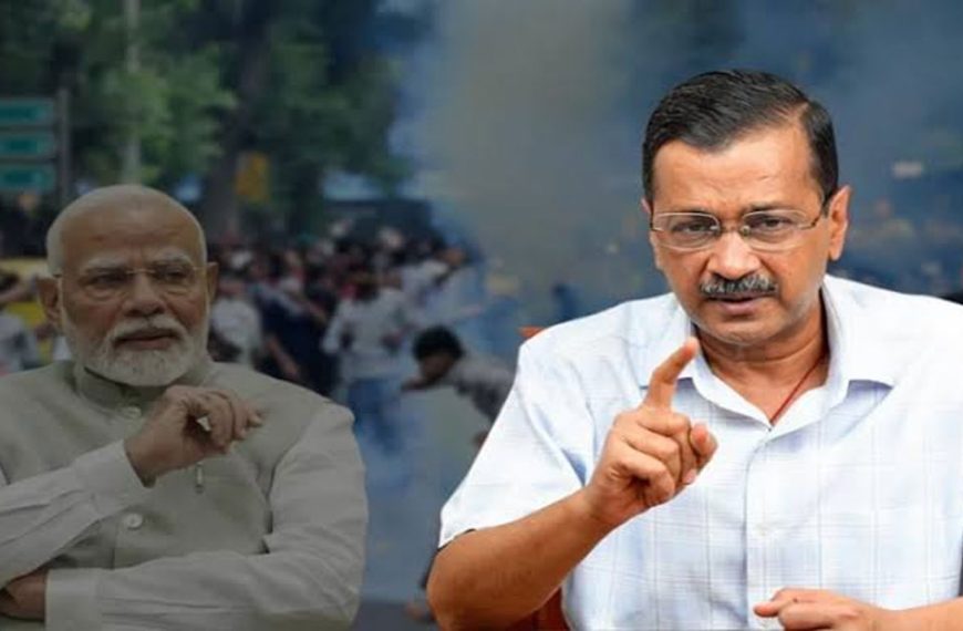 ই-২০ পেট্রোল ইস্যুতে মোদির বাসভবন অভিমুখে পদযাত্রার ঘোষণা কেজরিওয়ালের