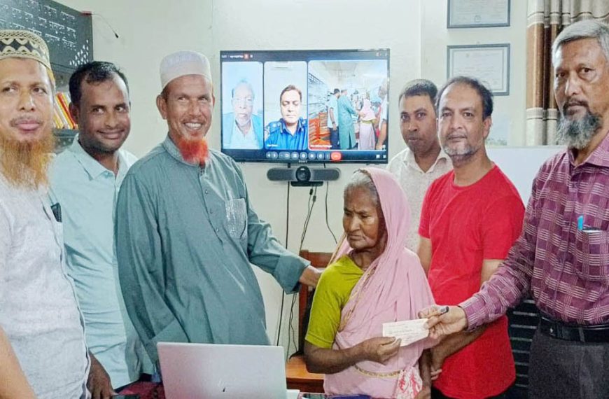 কাউনিয়ায় রাকুর গ্রাহকের টাকা পরিশোধের উদ্যোগ,…