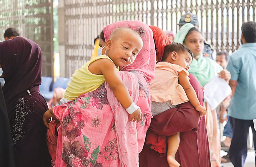 হামের চিকিৎসায় ঋণ করতে বাধ্য ৮৯% পরিবার, সঞ্চয় শেষ ৬১ শতাংশের: জরিপ