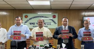 শিকলমুক্ত গণতান্ত্রিক প্রতিষ্ঠান গড়তে সরকার দৃঢ়প্রতিজ্ঞ : তথ্যমন্ত্রী