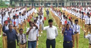 দেবীগঞ্জে কিশোর অপরাধ ও মাদক বিরোধী কর্মসূচীতে লাল&hellip;