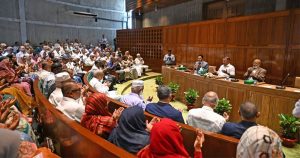 প্রধানমন্ত্রীর সভাপতিত্বে সরকারদলীয় এমপিদের সভা অনুষ্ঠিত