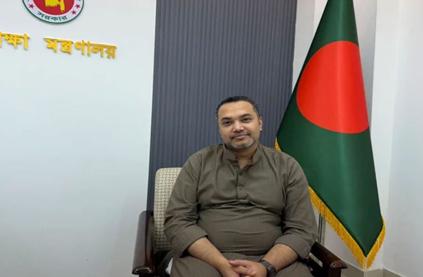 ২০২৮ শিক্ষাবর্ষের কারিকুলামে ব্যাপক সংস্কার আনছে সরকার : মাহদী আমিন