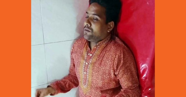 আদমদীঘিতে জুয়েলার্সে ঢুকে ব্যবসায়ীকে ছুরিকাঘাত