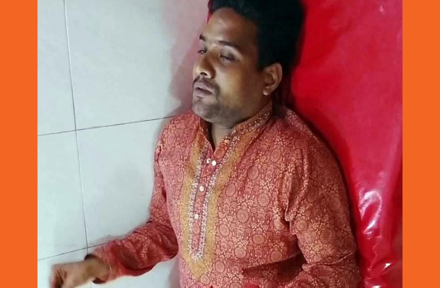 আদমদীঘিতে জুয়েলার্সে ঢুকে ব্যবসায়ীকে ছুরিকাঘাত