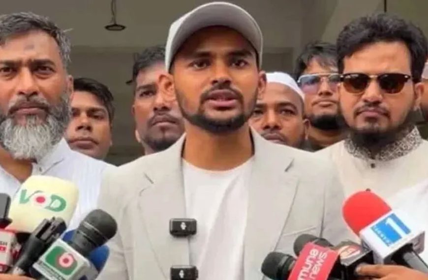 বিএনপির সিন্ডিকেট আবারও সক্রিয়, ওমরা থেকে ফিরে আসিফ মাহমুদ