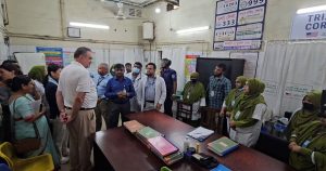 হাসপাতালে দিলেন মাতৃ ও নবজাতক স্বাস্থ্যসেবার সরঞ্জাম