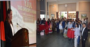 যুক্তরাষ্ট্র বাংলাদেশের গণতান্ত্রিক সরকারের পাশে আছে: সারাহ আলড্রিচ