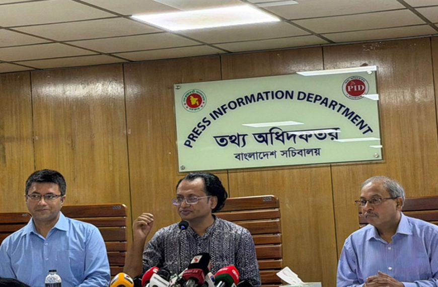 বিদ্যুৎ সংকট সমাধানে দুই বছর কেন, ব্যাখ্যা দিলেন তথ্য উপদেষ্টা