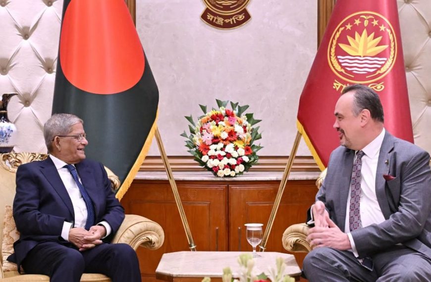 ‘ভিসা বন্ড’ ব্যবস্থা পর্যালোচনা ও সহজ করতে যুক্তরাষ্ট্রের প্রতি রাষ্ট্রপতির আহ্বান