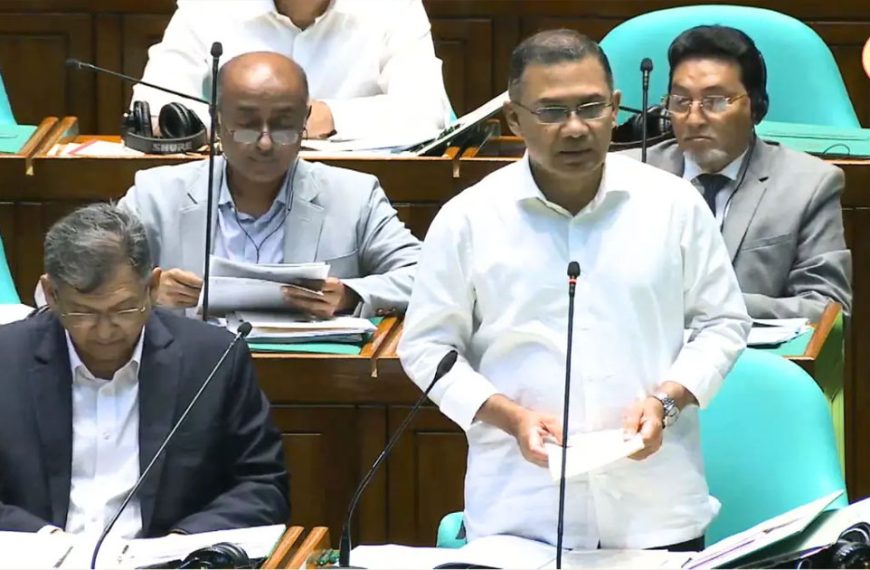 দেশের জ্বালানি সংকট মোকাবিলায় বাড়ছে এলএনজি আমদানি ও সরবরাহ: প্রধানমন্ত্রী