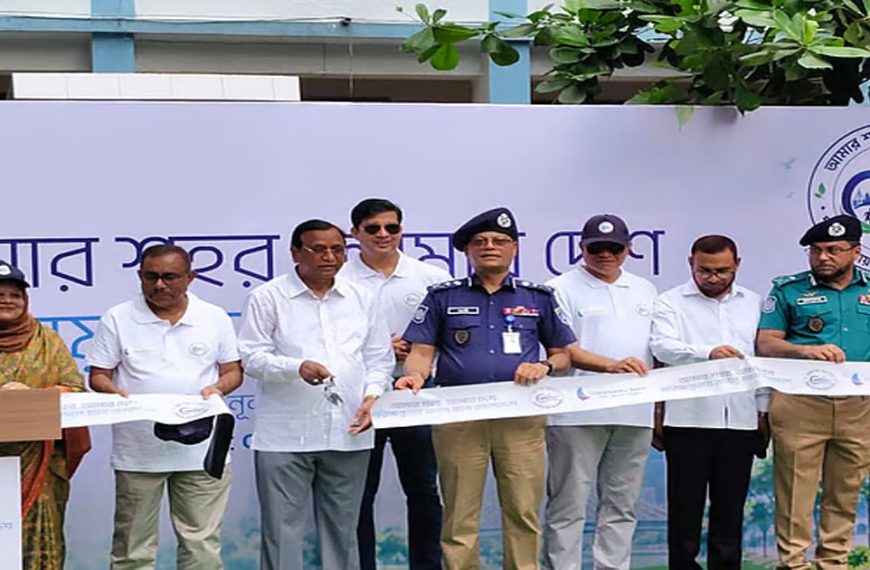 মাদক কারবারি ও ছিনতাইকারীদের আইনের ফাঁকে আটকে রাখা যায় না: আইজিপি