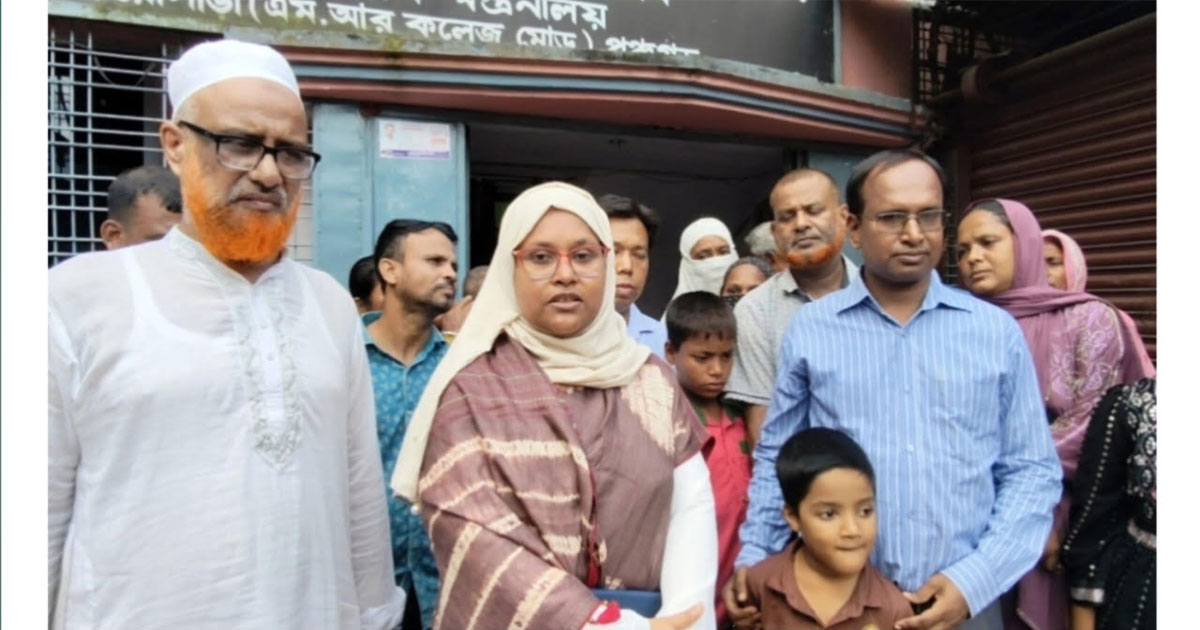 পঞ্চগড় জেলা প্রশাসকের প্রতিবন্ধী সেবা কেন্দ্র প্রতিবন্ধী ফাউন্ডেশন পরিদর্শন