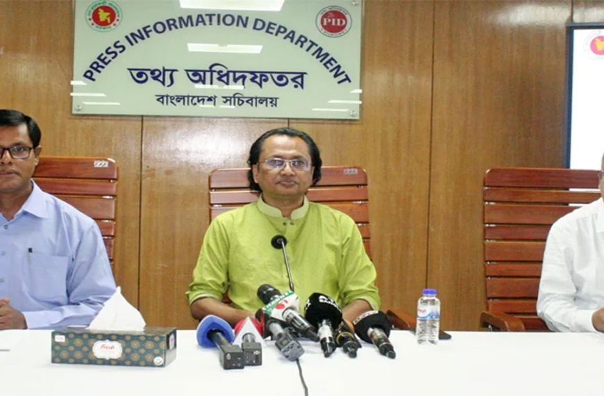 জ্বালানি খাতে ভর্তুকি কমানো অত্যন্ত জটিল একটি বিষয়: তথ্য উপদেষ্টা