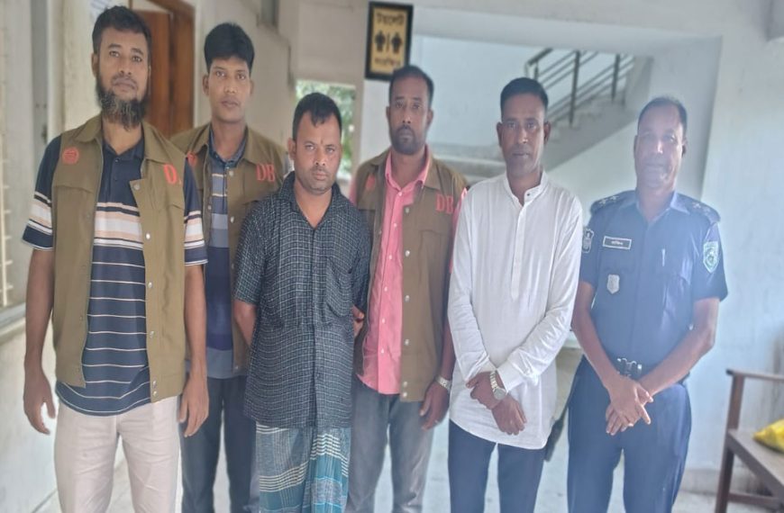 দেবীগঞ্জে হাসিনা হত্যা রহস্য উদঘাটন, ১২…