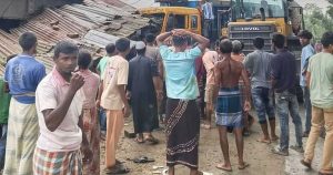পাটগ্রামে ট্রাকের ধাক্কায় ইজিবাইকের ৩ যাত্রী নিহত