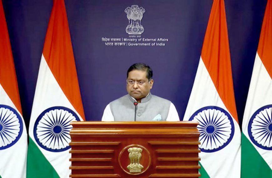 গঙ্গা পানি চুক্তি নিয়ে দুই দেশের যৌথ নদী কমিশনে আলোচনা হবে: জয়সোয়াল
