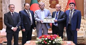 গণতন্ত্র চর্চার মাধ্যমে বিকশিত হয়, ঢাবিকে বিশ্বমানের করার&hellip;