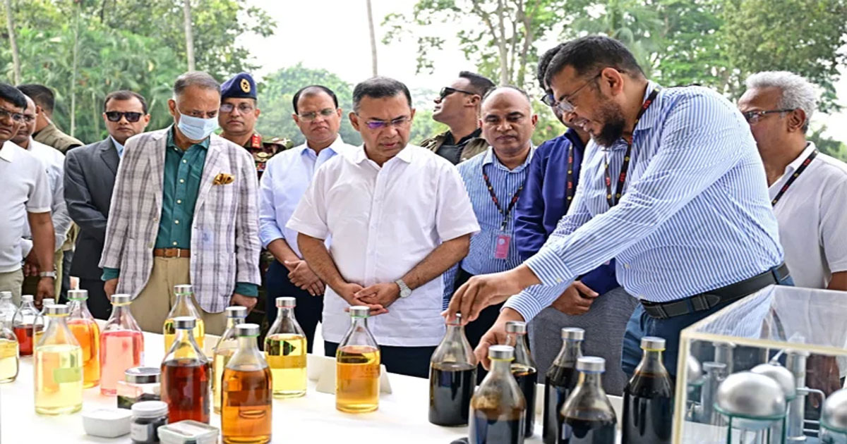 বর্জ্য থেকে জ্বালানি তেল উৎপাদন, প্রকল্প বাস্তবায়নে সহায়তার আশ্বাস প্রধানমন্ত্রীর