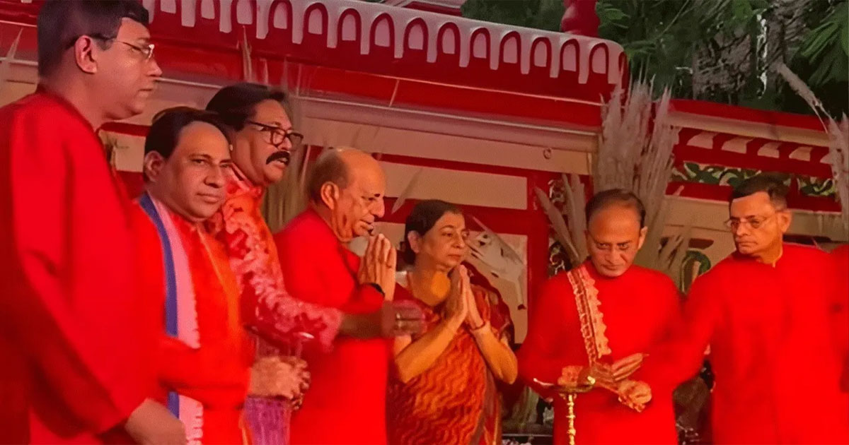 ঢাকেশ্বরী মন্দিরে মহালয়ার অনুষ্ঠান উদ্বোধন করলেন দীনেশ ত্রিবেদী