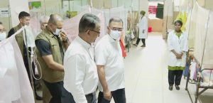 শিশু হাসপাতালে চিকিৎসকের ধূমপান, দেখেই বরখাস্তের নির্দেশ প্রধানমন্ত্রীর
