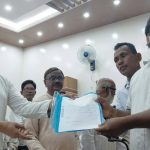 পানি সম্পদ প্রতিমন্ত্রীর নির্বাচনী আসনে মন্দির উন্নয়নে ১ কোটি ৬৫ লাখ টাকার অনুদান হস্তান্তর