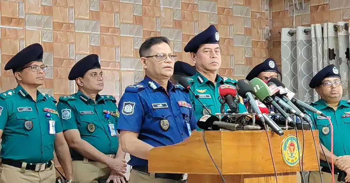 বল প্রয়োগ করলে ফ্যাসিবাদী, না করলে পুলিশকে দুর্বল ভাবে মানুষ:&hellip;
