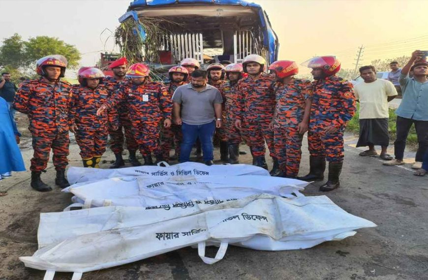 যশোর ও মুন্সীগঞ্জে পৃথক সড়ক দুর্ঘটনায় ছয়জন নিহত
